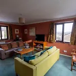 Dom wakacyjny Underwood - Peaceful House In With Views Of Cumbria Kendal